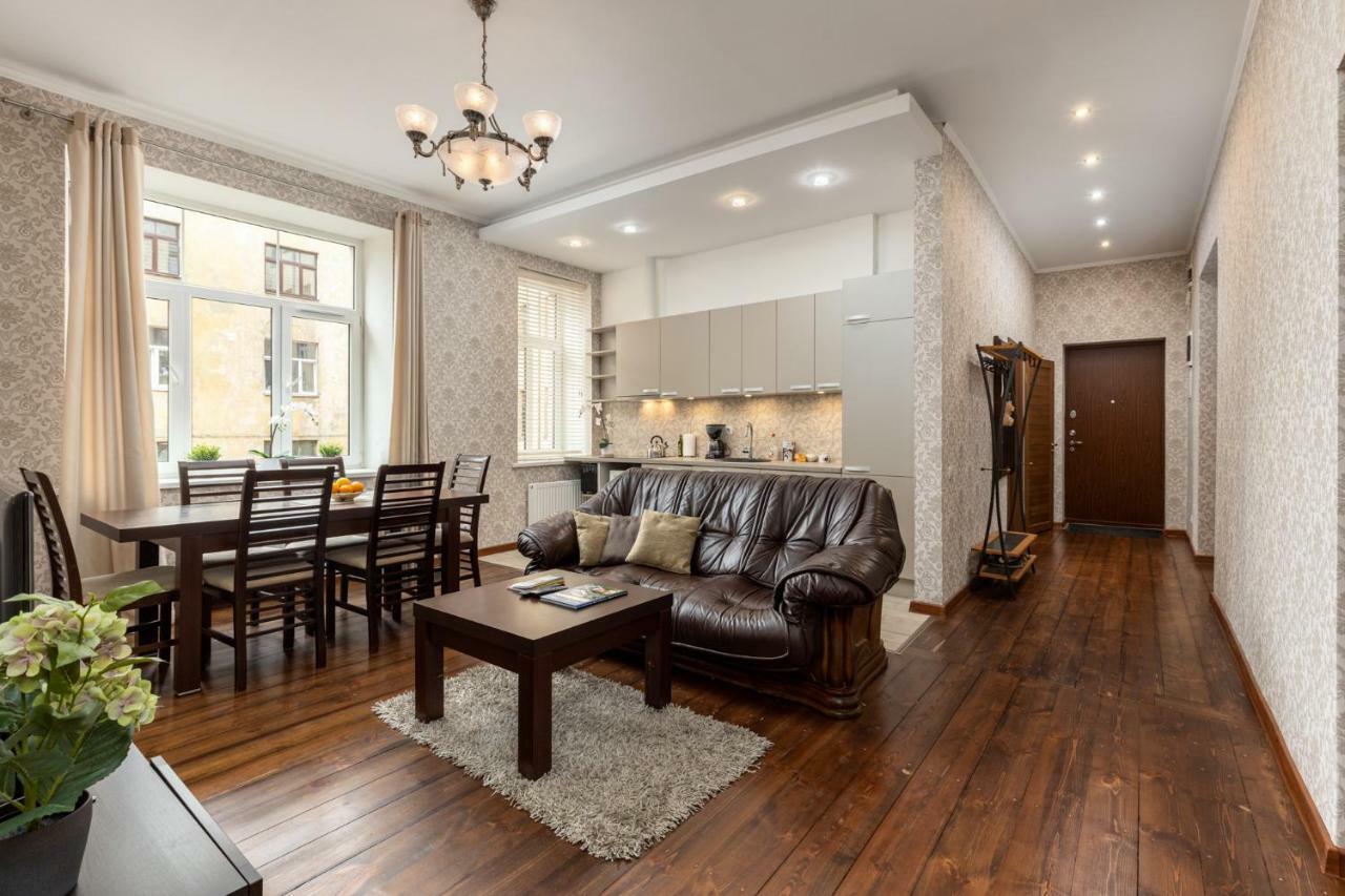 Dagda Central Apartment Riga Ngoại thất bức ảnh